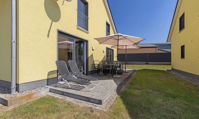 Joachimsthal Apartment | Apartment 'Ferienwohnung 4' with Shared Garden and Wi-Fi