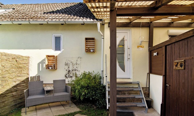 Mielenhausen Apartment | Apartment 'Ferienwohnung Am Feldrain' with Private Garden and Wi-Fi