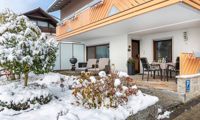 Frickingen Apartment | Apartment 'Ferienwohnung Behling' with Mountain View, Private Terrace and Wi-Fi