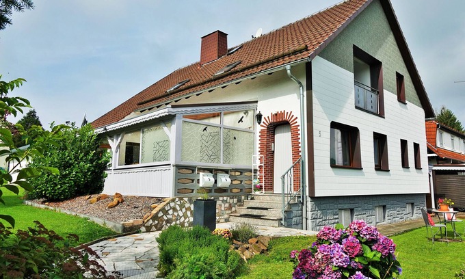 Bermuthshain Apartment | Apartment 'Ferienwohnung Schiller' with Shared Garden, Balcony and Wi-Fi