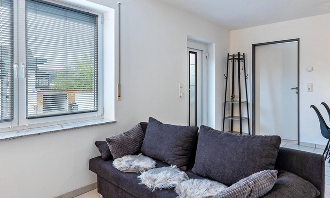 Tuttlingen Apartment | Apartment 'Ferienwohnung Am Donauradweg' with Private Terrace and Wi-Fi