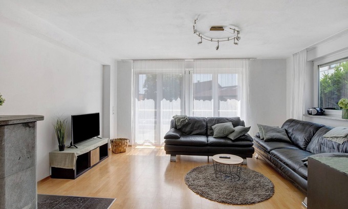 Zwiefalten Apartment | Apartment 'Ferienwohnung' with Wi-Fi