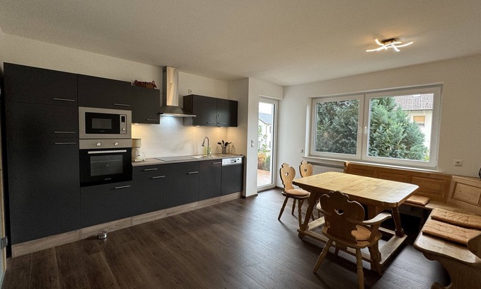 Adelsried Apartment | Apartment 'Ferienwohnung Adelsried 1' with Private Terrace and Wi-Fi