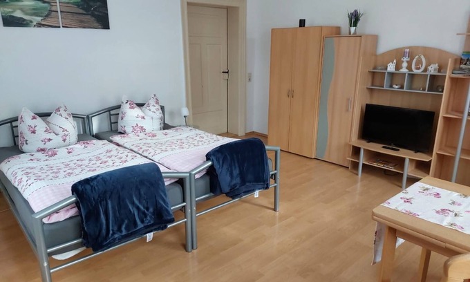 Doebeln Apartment | Apartment 'Ferienwohnung Am Muldenufer' with Shared Terrace, Private Garden and Wi-Fi