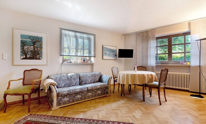 Durbach Apartment | Apartment 'Ferienwohnung Schmid' with Mountain View, Private Terrace and Wi-Fi