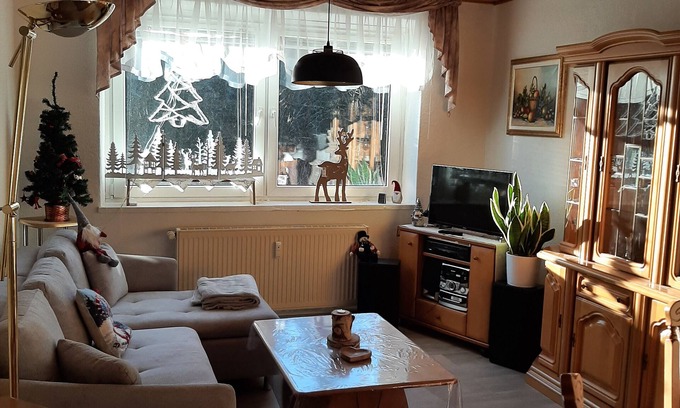 Oberhof Apartment | Apartment 'Ferienwohnung Waldblick' with Wi-Fi