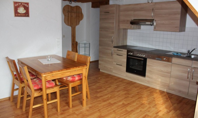 Wolfach - Saint Roman Apartment | Apartment 'Ferienwohnung Flößerhannes, 75qm' with Private Terrace, Shared Garden and Wi-Fi