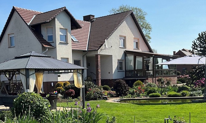 Peitz Apartment | Apartment 'Ferienwohnung Mit Charme' with Private Garden and Wi-Fi