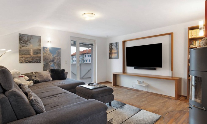 Hard Apartment | Apartment 'Ferienwohnung Rheintal Hard' with Balcony and Wi-Fi