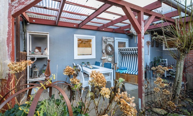 Viol Apartment | Apartment 'Ferienwohnung Stielbruch' with Private Terrace, Private Garden and Wi-Fi