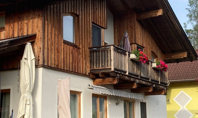 Greifenburg Apartment | Apartment 'Fewo Waldheim' with Mountain View, Balcony and Wi-Fi