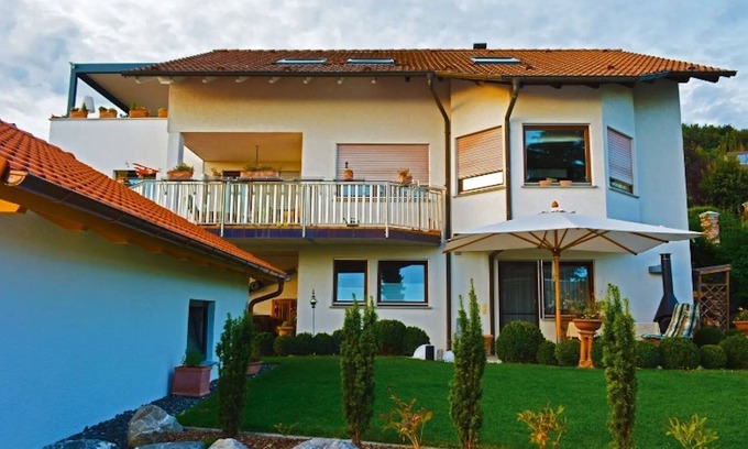 Salem Apartment | Apartment 'Fewo Wegen' with Mountain View, Private Terrace and Wi-Fi