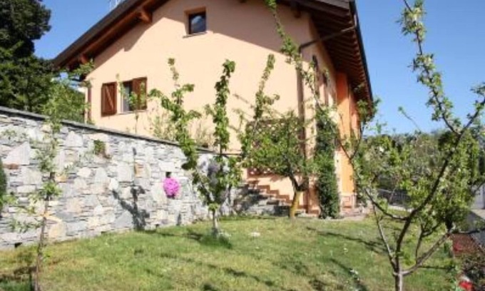 Cargiago Apartment | Apartment/flat - GhiffaHouse with garden