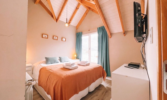 El Chalten Apartment | Apartment for 2 people, modern, very bright, on the upper floor