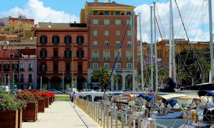 Province of Cagliari Apartment | Apartment for 2 people in the heart of Cagliari - free wi-fi