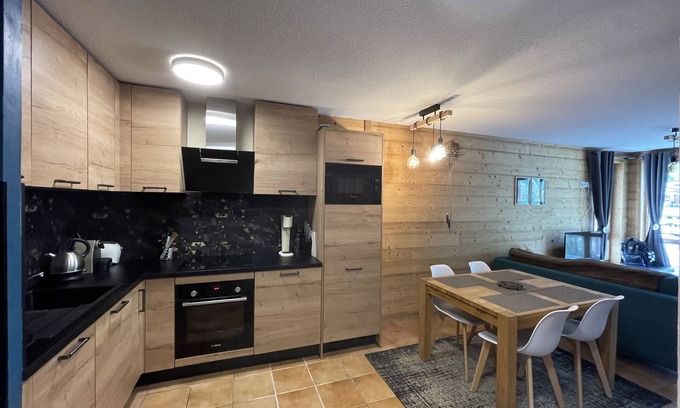 Lanslevillard Apartment | Apartment for 4 people on the slopes
