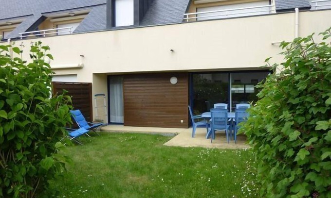 Damgan Apartment | Apartment for 4 people, 2 steps from the beach and shops.