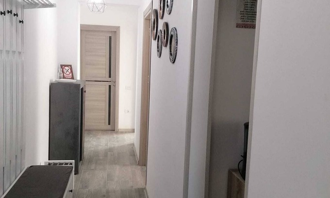 Constanta Apartment | Apartment for 6 people, at 5 minutes with car away from the beach
