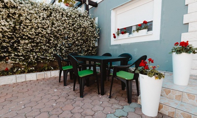 Neum Apartment | Apartment for 7 people in ground floor of the Villa