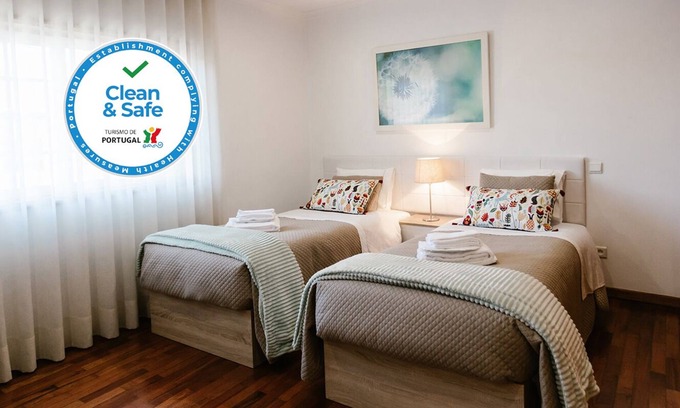 Creixomil House | Apartment for families in the city with terrace, WiFi, air conditioning, etc.