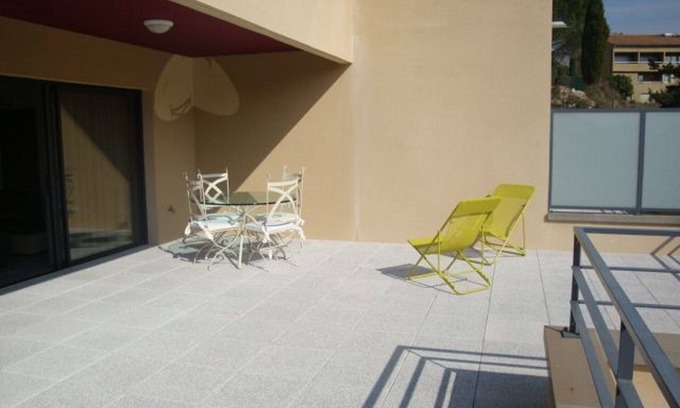 Vaison-la-Romaine Apartment | Apartment for 4 people in new residence, quiet and in town