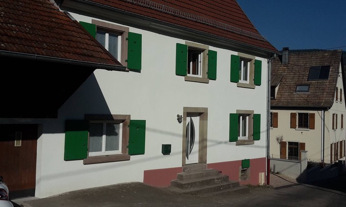 Breitenbach-Haut-Rhin Apartment | Apartment with garden in Alsace