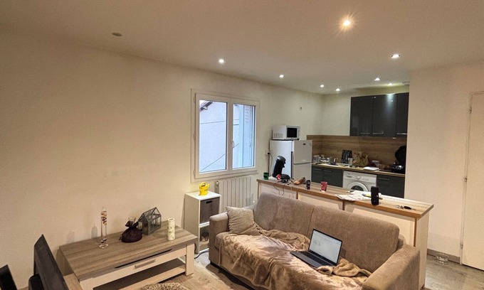 Grigny Apartment | Apartment