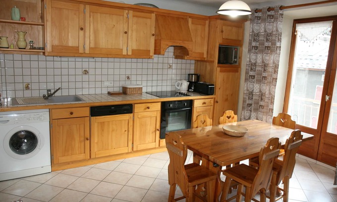 Val Cenis Apartment | apartment for 8 persons, in the heart of the village.