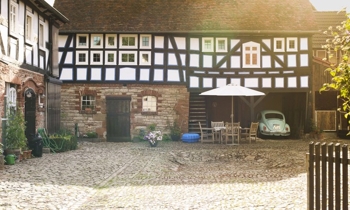 Wetter House | Apartment Furrersch Hof-vacation on a listed homestead