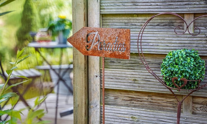 Oberharmersbach Apartment | Apartment 'Furtwengler' with Private Garden, Balcony and Wi-Fi