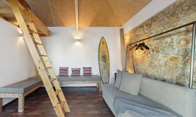 Baleal Apartment | Apartment 'Garden Studio 1' with Sea View, Shared Terrace and Wi-Fi