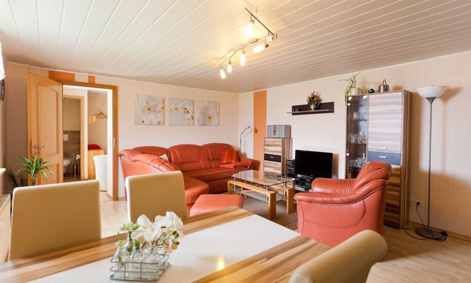 Bischleben Apartment | Apartment Gera - at ground level in the countryside
