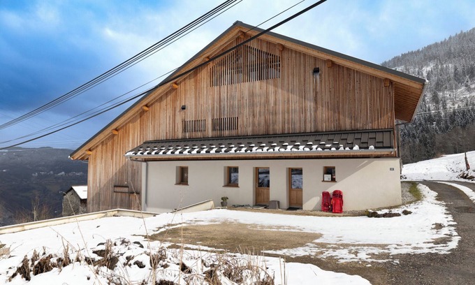 Nancy-sur-Cluses Apartment | Apartment 'Gîte Dans Ferme D'Alpage' with Mountain View, Private Garden and Wi-Fi