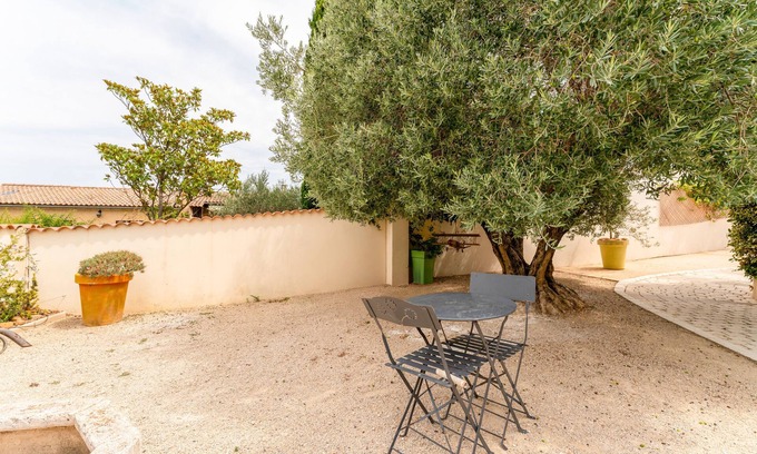 Saze Apartment | Apartment 'Gite' with Private Terrace, Wi-Fi and Air Conditioning