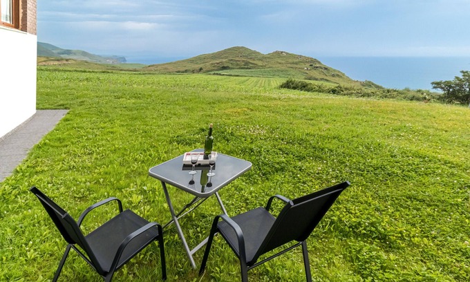 Ubiarco Apartment | Apartment 'Gloria-Patchwork' with Sea View, Shared Garden and Wi-Fi
