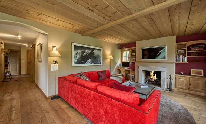 Klosters Platz Apartment | Apartment 'Gotschnablick' with Private Terrace and Wi-Fi