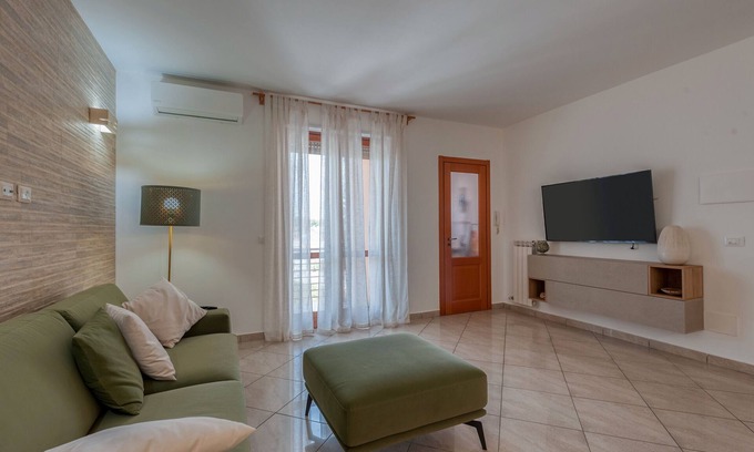 Castromediano Apartment | Apartment 'Green' with Balcony and Air Conditioning