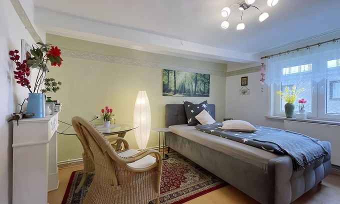 Goldlauter Apartment | Apartment 'Grete' with Wi-Fi