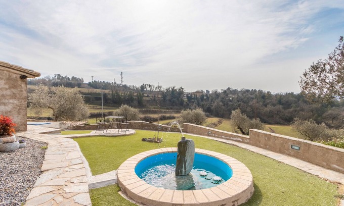 Bellestar Apartment | Apartment 'Guarta' with Mountain Views, Shared Pool and Wi-Fi