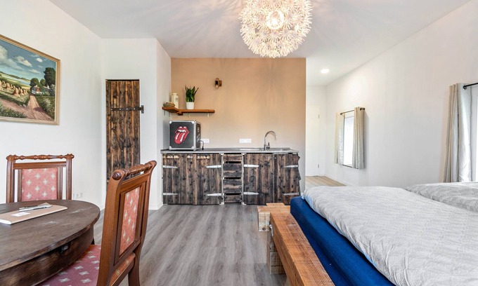 St. Annen Apartment | Apartment 'Gutgemacht' with Shared Terrace, Shared Garden and Wi-Fi