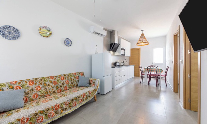 Fernan Perez Apartment | Apartment 'Habitaciones' with Mountain View, Wi-Fi and Air Conditioning
