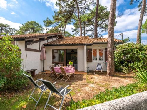 Mimizan Apartment | Apartment Hameau du courant-1 by Interhome