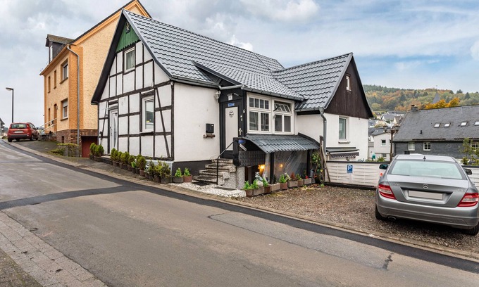 Antfeld Apartment | Apartment 'Happy 2' with Mountain View, Private Terrace and Wi-Fi