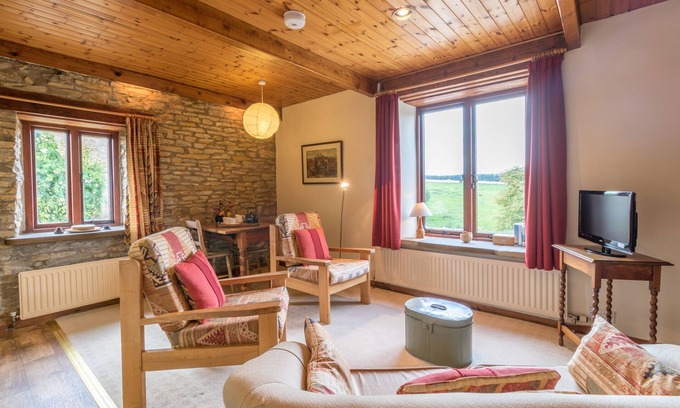 Grimstone Apartment | Apartment Harvest End Sunset Cottages