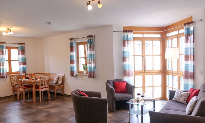 Saaldorf-Surheim Apartment | Apartment Haunsberg, 55sqm, 1 bedroom, balcony with mountain view