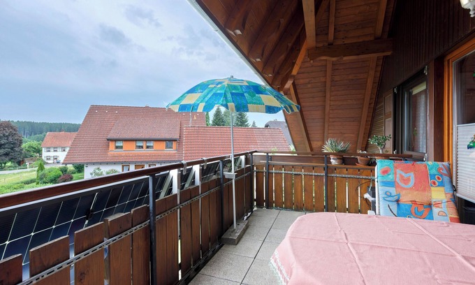 Hubertshofen Apartment | Apartment 'Haus Barbara' with Shared Garden, Balcony and Wi-Fi
