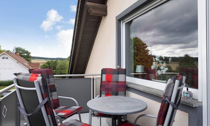 Fulda Apartment | Apartment 'Haus Claudia' with Balcony and Wi-Fi