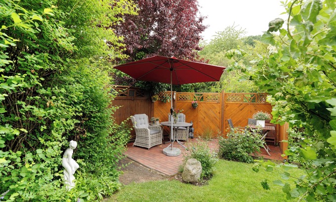 Wittmoldt Apartment | Apartment 'Haus Fahrenkrog' with Private Garden and Wi-Fi
