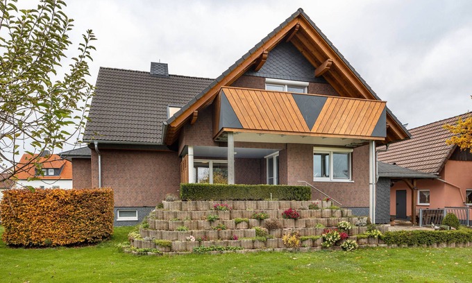 Horden am Harz Apartment | Apartment 'Haus-Landzeit' with Private Terrace, Shared Garden and Wi-Fi
