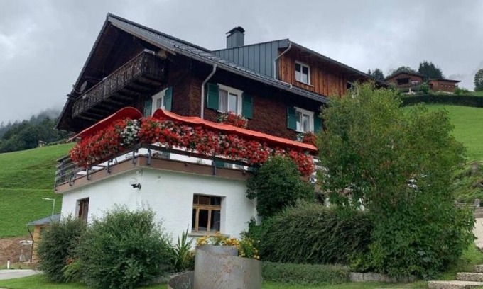 Fontanella Apartment | Apartment 'Haus Schäfer Zita' with Mountain View, Private Terrace and Wi-Fi